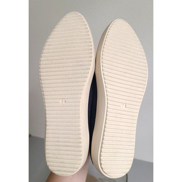 Latigo Anthropologie Suede Leather Navy Blue Slip On Sneakers US 7 Almond Toe - Picture 5 of 9